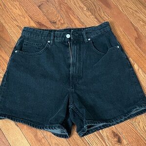Zara Women’s Black Denim Shorts